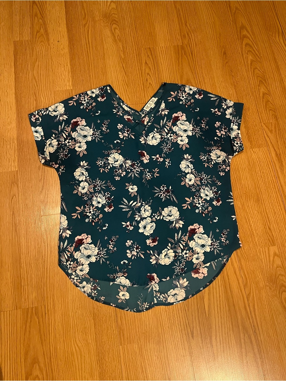 Floral V-Neck Pink Rose Short Sleeve Top in Teal Size XL